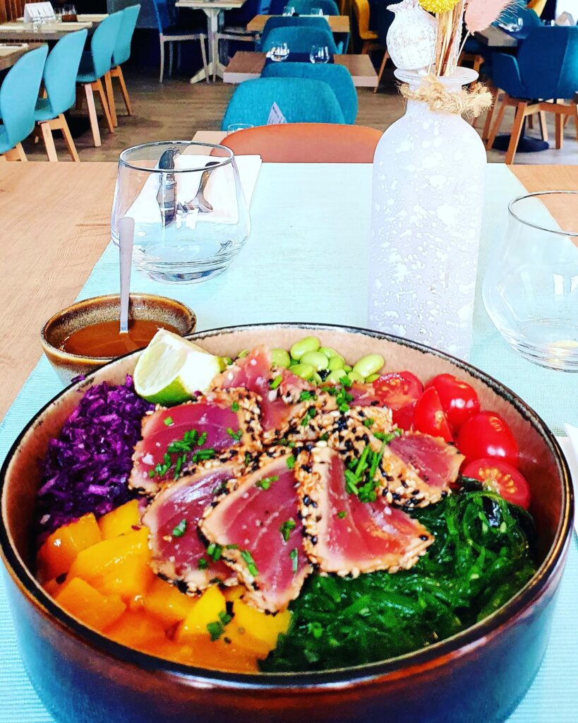 Poke bowl fait maison par le chef - Poke Cassine Bruguières nord Toulouse